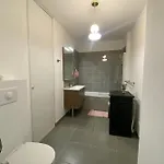 Cozy Renovated Behind Station *